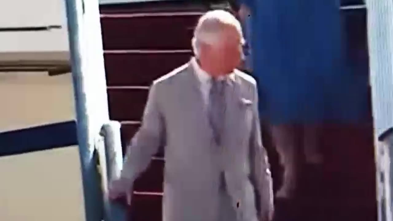 KING QUEEN CHARLES THE TURD AND HER BAPHOMET WALKS