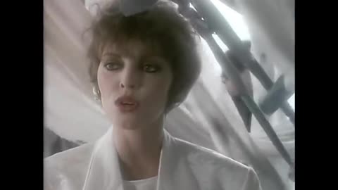Pat Benatar - We Belong (Official Music Video) (480p)