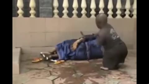Midget nigger beats up normal size nigger