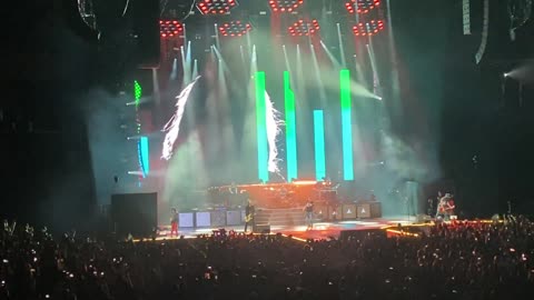 Guns N’ Roses: It’s So Easy (9/25/19 Charlotte, NC)