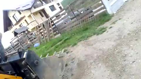 26.05.2021 Camion depozitare deșeuri malul Ghimbășelului Râșnov
