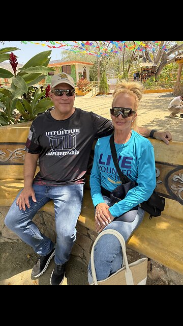 🌴✨ Michael & Tracy jo Jaco touched down in Puerto Vallarta, Mexico