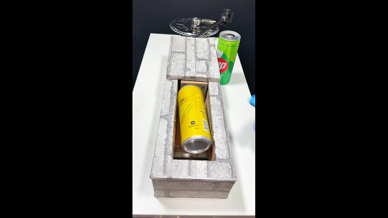 Loman Malt vs 7Up - Ultimate Can Crushing Challenge!