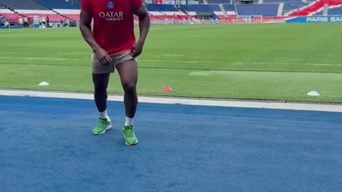 Francis Ngannou’s Football Kick Lands Perfectly in Trash Can