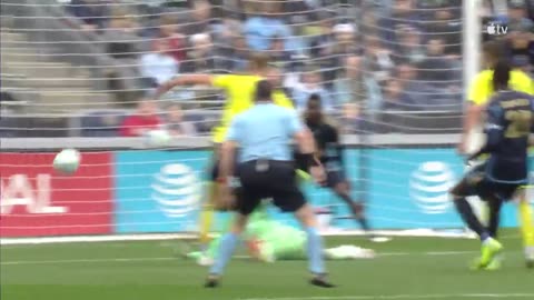 Major League Soccer - Sam Surridge cuts up the defense and finishes. 👌