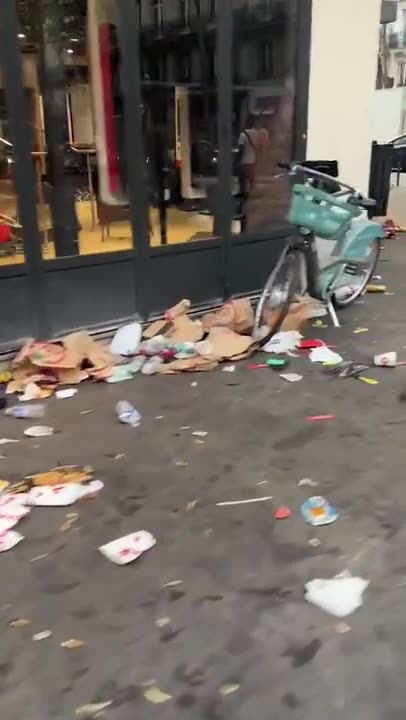 Paris destroyed by design