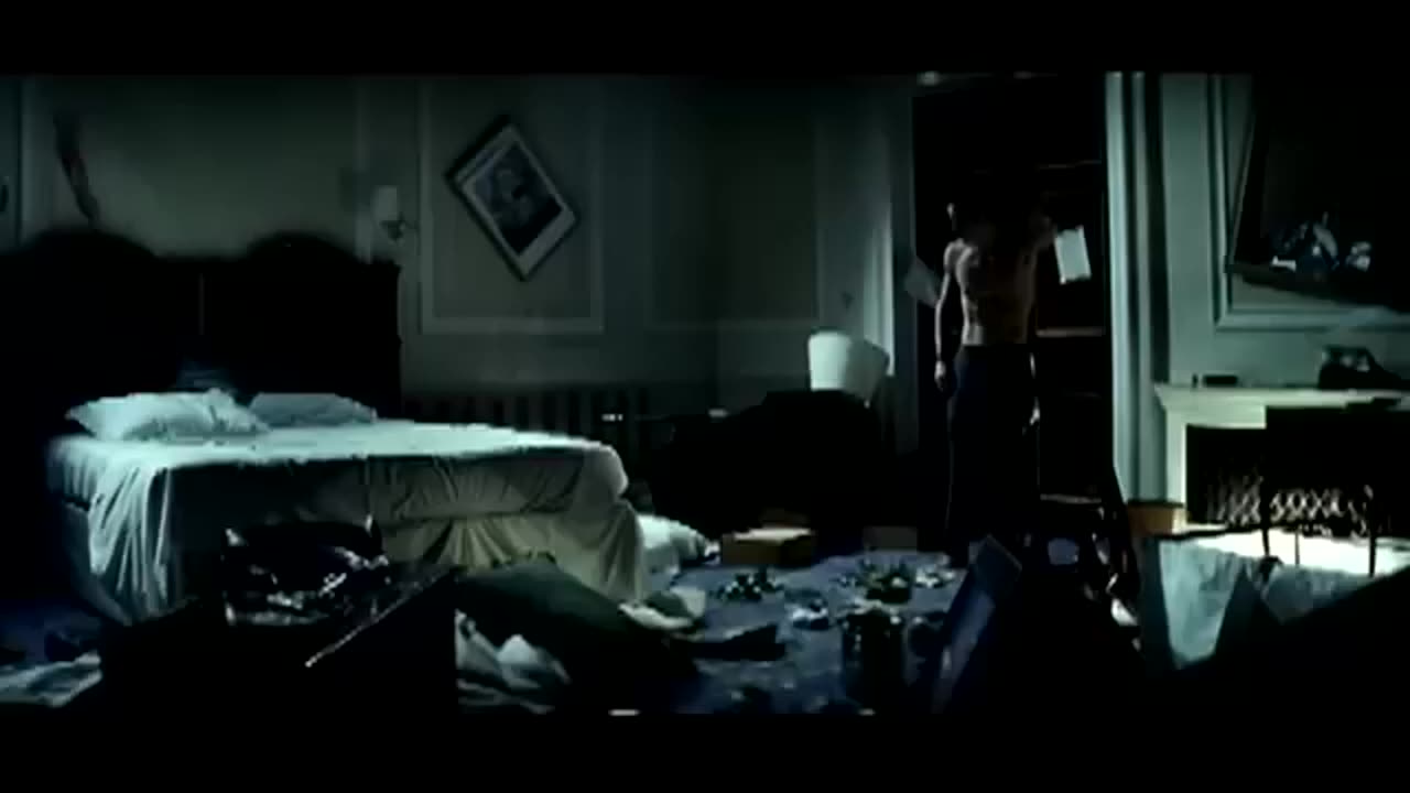 Muse - Hysteria [Official Music Video]