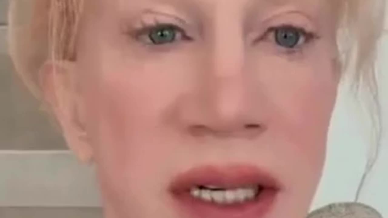 GHOUL PROFESSES LUV FOR MA[N]DONNA ⚧ [ADMITS IT IS A GAY MAN]