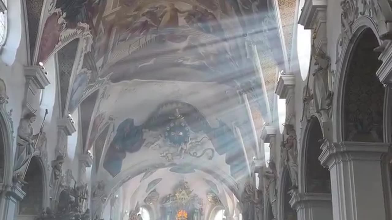 Watch the light coming in at St. Magnus Abbey in Bad Schussenried, Germany