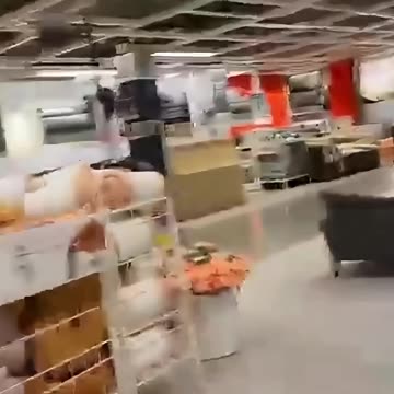 "Next-Level Street Style Trends for 2025! 🚀"