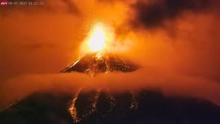 Fuego in Guatemala is really putting on a show at the moment.