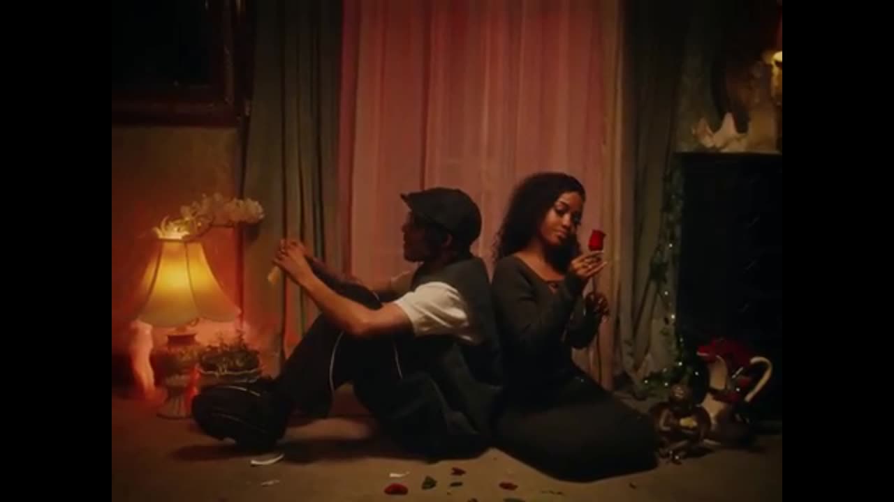 Ngisakuthanda - Zee Nxumalo Freestyle