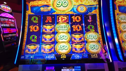 SlotMaster LIVE @ The Casino