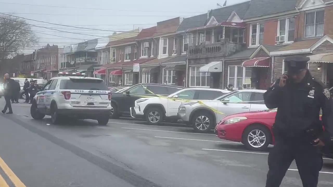 BREAKING: Multiple people were slashed with a butcher knife in Brooklyn