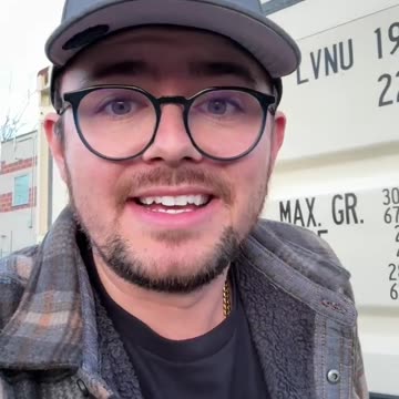 Gay? Straight? Who Cares! The Real Question Is… Do You Need A 20’ Or 40’ Container? | USA Containers