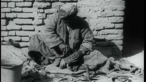 [PATHE NEWSREEL EXCERPTS] - [PATHE NEWSREEL EXCERPTS] - cbs-cbswwi-212