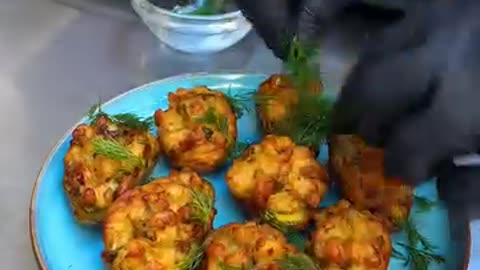 Loaded Potatoes - WOW - Simple & Easy 5 Minute Recipes