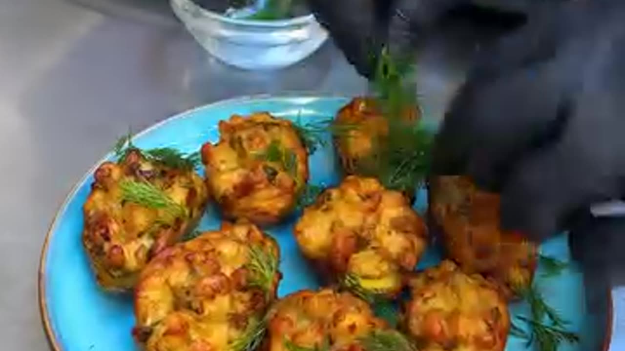 Loaded Potatoes - WOW - Simple & Easy 5 Minute Recipes