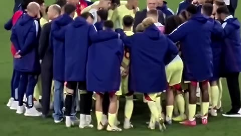 🎯 "MORATA HUNDIDO 😢 TRAS FALLAR EL PENALTI ANTE PORTUGAL: ¿SU ÚLTIMO PARTIDO CON ESPAÑA?"