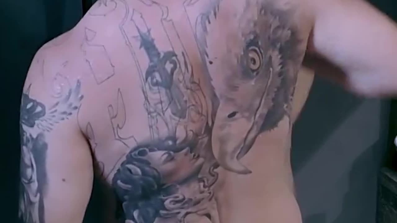 VIDEO/ Alba dhe Limi s’përmbahen më! Konkurrenti i futet në dush fermeres dhe…