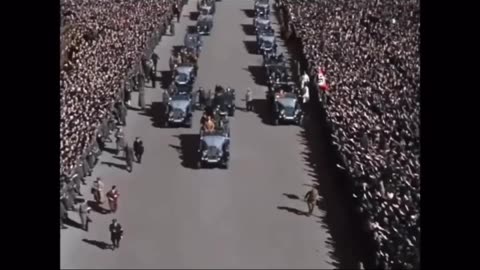 H. enters Austria after the Anschluss