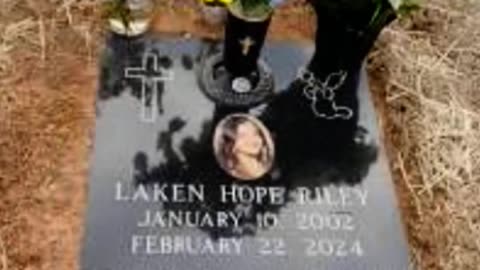 FAMOUS GRAVES - VOL. 344: LAKEN RILEY