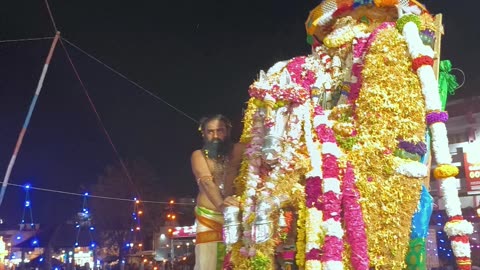 നവരാത്രി വിഗ്രഹങ്ങൾ ശ്രീ പത്മനാഭസ്വാമിക്ഷേത്രം തീരു മുറ്റത്തു എത്തിയപ്പോൾ