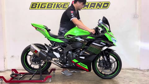 Kawasaki Ninja Zx25r se 2020 Exhaust sound Akrapovic GP slip on