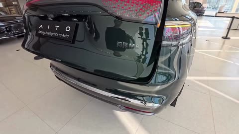 2025 New Huawei AITO M8 - Luxury EREV SUV detailed Exterior and interior Walk-around 4k