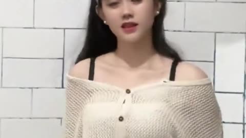 "Gue nggak bisa jelasin… cari aja sendiri 'ROGTOTO'. Baru paham."