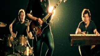 Wolfmother - Love Train