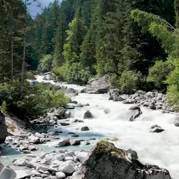 😊 191 ERES EL REFLEJO DE LA LUZ DIVINA Mateo 5:14-16 😊