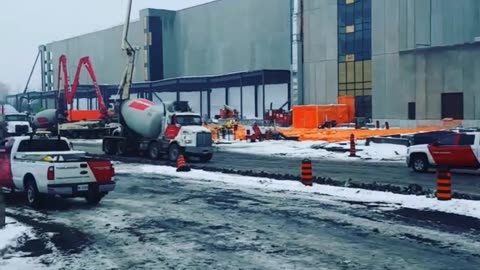 ⚠️2020🏗️2021⚒️Construction🚧 @ Work Building The Amazon Warehouse In Ottawa West End🌍 Canada 🍁