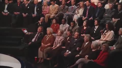 Gaither - Burdens Are Lifted At Calvary [Live] ft. Ladye Love Smith