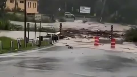 Flash floods hit Hunt, Texas, leaving 23 missing 😭😢🙏🇺🇸