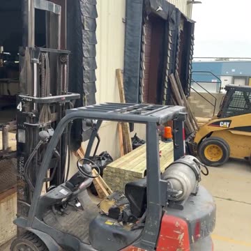 NEW STUFF FOR MY TRUCK #ourtruckinglife #reallifetrucker #trucking #mytruckinglife