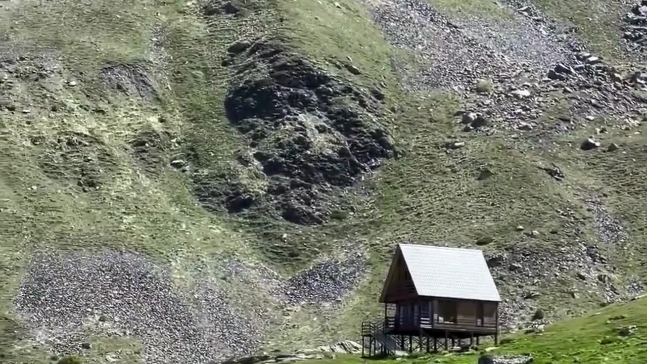 Explore the Majestic Kazbegi Mountains