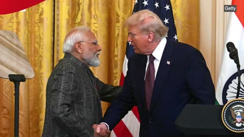 Trump भारत पर नरम हैं या गर्म? एक तरफ़ बता रहे दोस्त, दूसरी तरफ़ 100 फ़ीसदी Tariff की मांग (BBC)