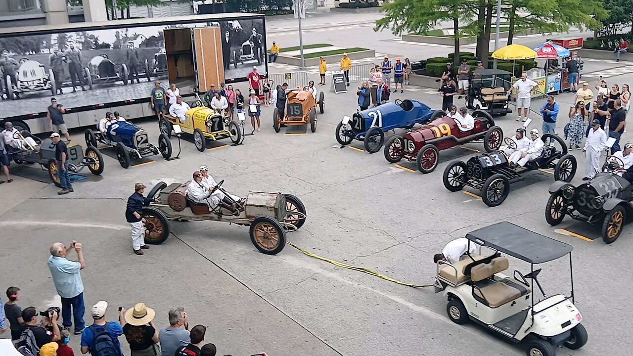 Ragtime racer heading to track and a few laps on the Indianapolis Motor Speedway oval!!!