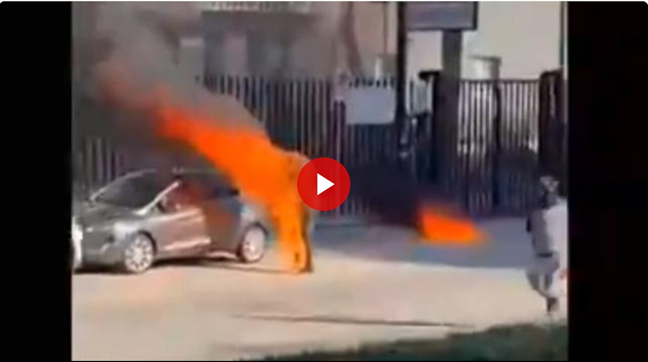 Teacher Sets Himself On Fire To Protest Vaccine Mandates In Italy