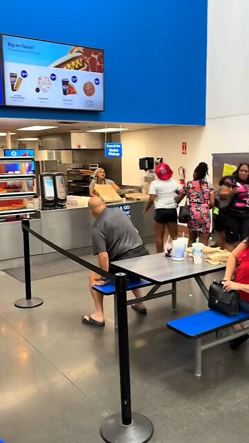 She’s fired #Florida 🔥 #SamsClub #StPetersburg #japd