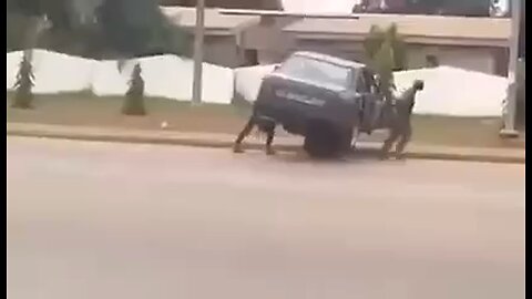 😄 A friend won't leave you in trouble