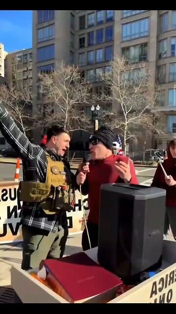 Pardoned J6er Jake Lang leads “Crusader March” at AIPAC HQ in
