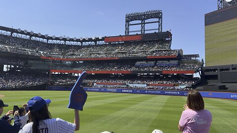 New York Mets Edwin Diaz Walkout vs the Cubs 5/11/25