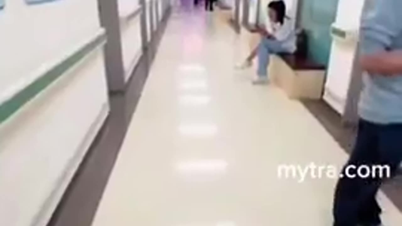 American goes to see a doctor in China, he describes the process...