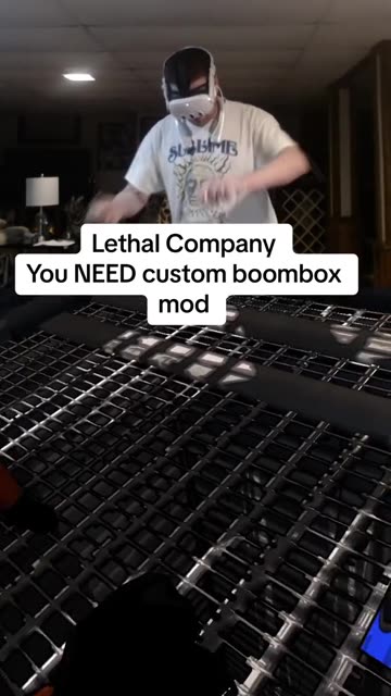 Lethal Company in VR with MODS