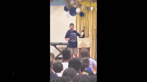 Quick Smile: Damn amazing kid: Does bird calls like an expert