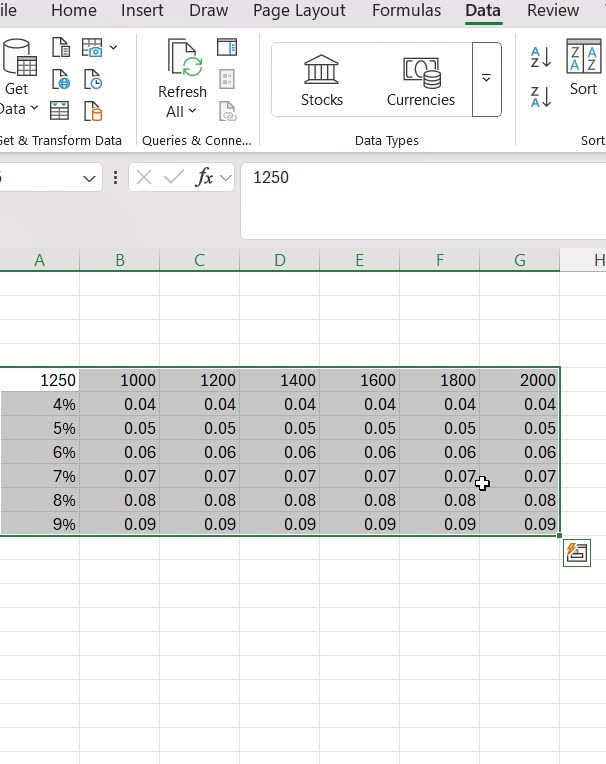 Microsoft Excel - How to use Data Table to calculate the table