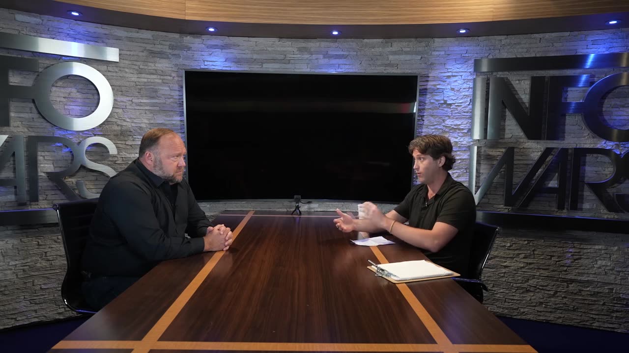 Powerful In-Depth Wide-Ranging Alex Jones Interview