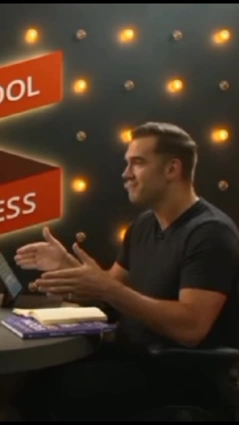 Alex Harmozi podcast a self made Millionaire 💸💪 and great writer also 👍✅